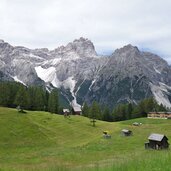 rotwandwiesen blick auf dreischusterspitze