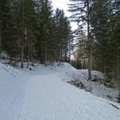 weg nr bei obereggen winter