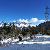 obereggen haeusler sam winter blick auf rosengarten