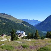 zufallhuette rifugio nino corsi