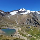 blick auf cevedale zufallspitze von martellerhuette aus