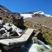 weg zum cevedale zufallspitze bruecke