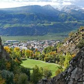 blick aus dem unteren schlandrauntal richtung schlanders und noerdersberg