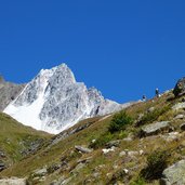 moarer weissen schneeberg und wanderer