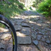 steiniger weg von gfrill nach trudner horn