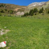 weg nr unterer ridnauner hohenweg dahinter telfer weissen