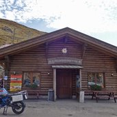 jaufenpass edelweisshuette