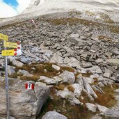 wegweiser wanderungen bei edelraut huette