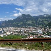 kohlern kohlerer strasse sicht auf bozen