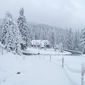 karerpass schnee landschaft