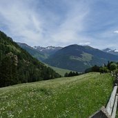 stundenweg wiesen im schliniger tal