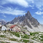 rifugio locatelli tre cime dreizinnenhuette mit paternkofel