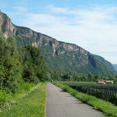 etschtal radweg bei pfatten branzoll