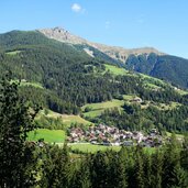 Almen Waldweg Ausblick St Walburg Hochwart