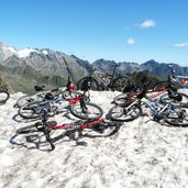 fahrrad fahrraeder bikes mountain bikes mountainbikes schnee mtb