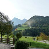 kastelruth tisens blick richtung schlern herbst