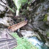 gilfenklamm bruecken treppen