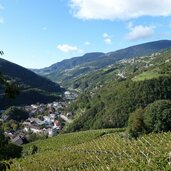 blick von saeben auf klausen und villanders