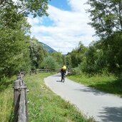 vinschgau radweg bei goeflan schlanders