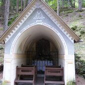 lourdes kapelle an strasse nach breiteben und platt passeier