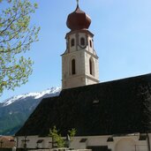 Tschars Dorfzentrum Pfarrkirche Hl Martin