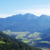 blick richtung olang und pragser dolomiten