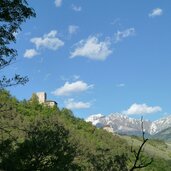 schloss thurnstein dahinter schloss tirol