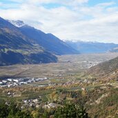 spaetherbst vinschgau bei latsch und schlanders richtung westen