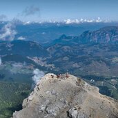 wandertipp auf der latemarspitze drone dji