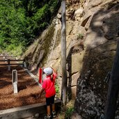haflinger erlebnisweg kind glocke