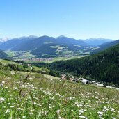 geiselsberg wiesen aussicht richtung olang