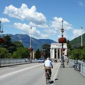 bozen talferbruecke siegesdenkmal ponte talvera bolzano poazza vittoria monumento