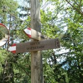 wegweiser wanderwege gebiet spiluck schalders