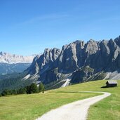 alpe medalges munt d adagn sicht antersasc zwischenkofel