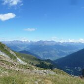 aussicht richtung vinschgau mit weisskugel