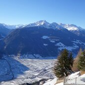 latsch und tarsch winter blick bis morter und goldrain fr