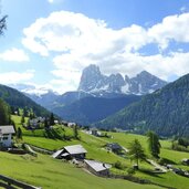 sacun st jakob bei st ulrich groeden und panorama