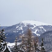 blick auf kronplatz ab rit joch