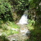 kleiner wasserfall steigerbach bei st pauls rodeneck