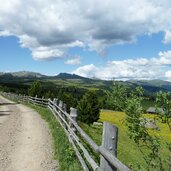 weg nr villanderer alm zum moar in plun