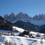 Villnoess St Magdalena Geisler Winter