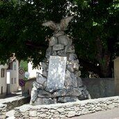 latsch Kriegerdenkmal mit Marmoradler tiroler freiheitskampf