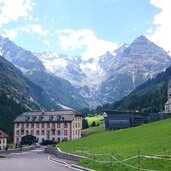 Trafoi Hotel Bella Vista Blick Richtung Ortler Ortlergebirge