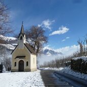 kapelle am weg kastelbell tarsch winter