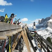 Skigebiet Sellaronda Sellarunde Groeden Piz Sella