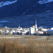 latsch dorf winter