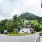 abzweigung in gasteig jaufental jaufenpass