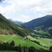 hoefe bei aberstueckl sarntal darunter pensertal