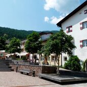 muehlbach dorf rathausplatz