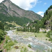 schluchtenweg aussicht auf moos in passeier